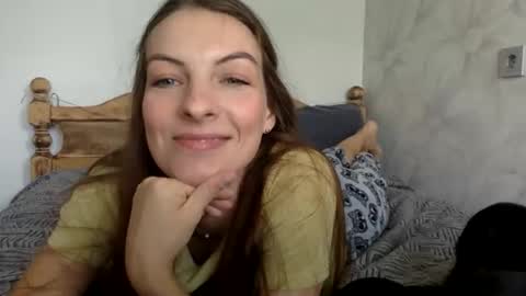 Snapshot of alexa_dreaam chatting on 28, 9, 2025 alexa_dreaam online show from 28, 9, 2025