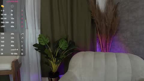 alexa_foxx27 online show from 28, 11, 2025