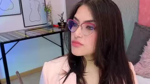 Alexa Thaylor online show from 22, 6, 2026