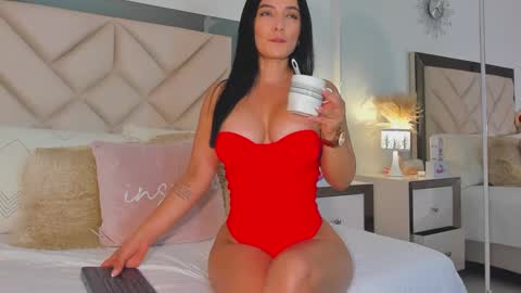 alexa_tobar online show from 9, 2, 2025