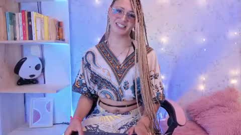 alexaavandercloude online show from 22, 6, 2026