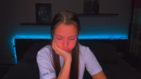 angel online show from 17, 12, 2025