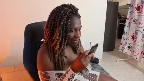 Snapshot of alexagons chatting on 30, 9, 2025 alexagons online show from 30, 9, 2025