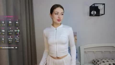 Emma - blonde and Mia - dark online show from 30, 9, 2025