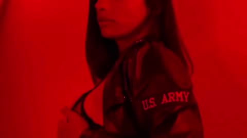 Alexandra Castillo online show from 17, 2, 2025