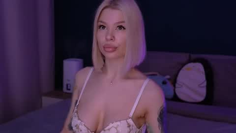 Alexa Mason online show from 2, 3, 2025