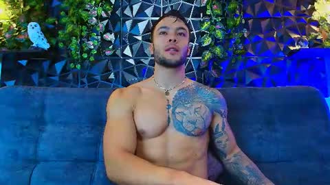 Alex Collin online show from 4, 8, 2026