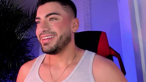 Alexander Diaz online show from 8, 10, 2025