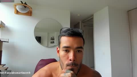 Onlyfansalexmartinezwb  Instagram alexwbmartinez  Twitter martinezcb937 online show from 15, 7, 2026