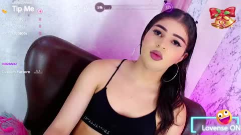 Snapshot of alexandra_evanz chatting on 10, 1, 2025 Alexandra Spellman online show from 10, 1, 2025