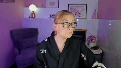 Alexandra online show from 8, 1, 2025