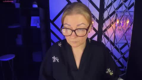 Alexandra online show from 15, 2, 2025