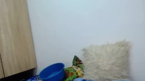 alexandrasaen online show from 24, 2, 2025