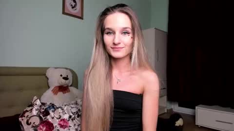 Snapshot of alexasweetblonde chatting on 5, 3, 2025 Alexa online show from 5, 3, 2025