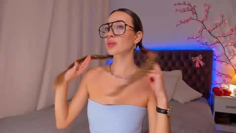 Snapshot of alexawilds chatting on 26, 10, 2025 AlexaWilds online show from 26, 10, 2025