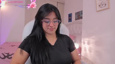 lexandra  online show from 13, 12, 2024