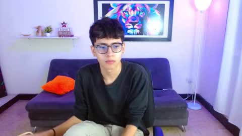 Snapshot of alexcum_18 chatting on 19, 3, 2026 alex online show from 19, 3, 2026