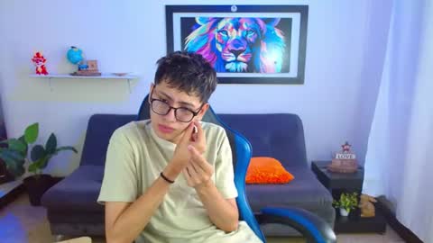 alex online show from 25, 6, 2026