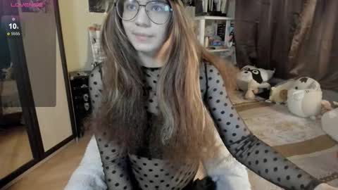 alexiamaiex online show from 9, 11, 2025