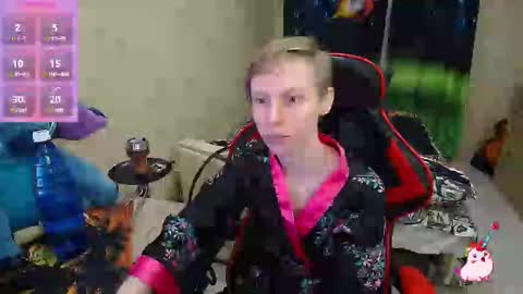 Alexis online show from 4, 3, 2025