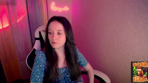 Alexis Miss online show from 4, 3, 2025