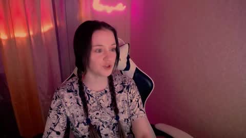 Alexis Miss online show from 6, 3, 2025