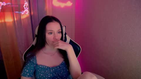 Alexis Miss online show from 7, 3, 2025