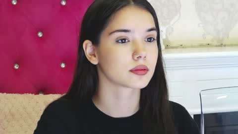 Snapshot of alexisdevine chatting on 24, 6, 2026 alexisdevine online show from 24, 6, 2026