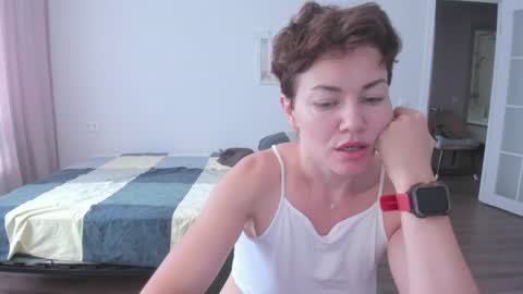 Sosweetcherry online show from 5, 8, 2026