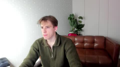 Snapshot of alexs_771 chatting on 8, 4, 2026 Dennis online show from 8, 4, 2026