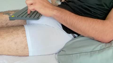 Snapshot of alextwunkk chatting on 13, 12, 2025 Alex online show from 13, 12, 2025