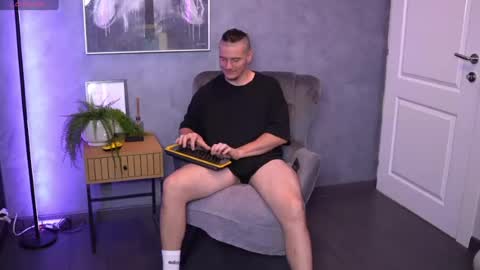 Alex online show from 23, 7, 2026
