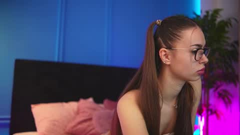 Alexxis Rae online show from 4, 12, 2025