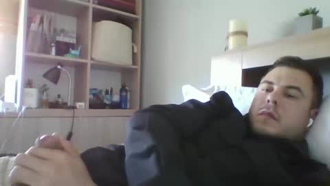 alexxro20 online show from 16, 4, 2026