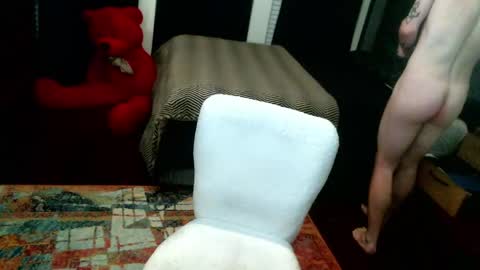 Snapshot of alexxxmic chatting on 5, 1, 2025 Alexxxmic online show from 5, 1, 2025