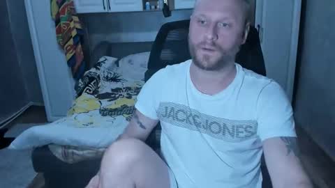 alexyno2022 ONLYFANS online show from 17, 12, 2025