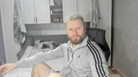 alexyno2022 ONLYFANS online show from 12, 3, 2026