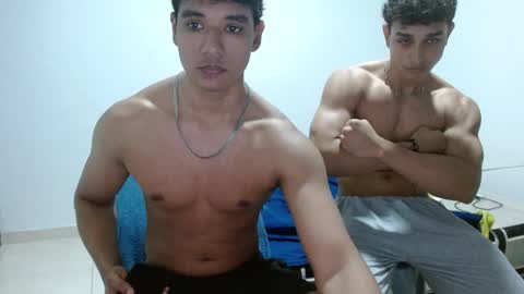 Snapshot of alfred_cantillo chatting on 3, 11, 2025 alfred_cantillo online show from 3, 11, 2025