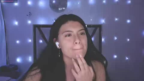 Carolina Join The Fan Club  online show from 27, 10, 2025