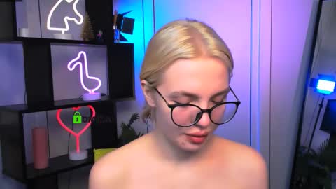 alia skay online show from 22, 12, 2025