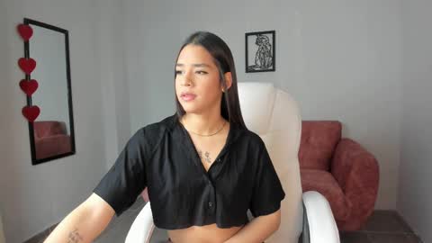 Snapshot of alice23jones chatting on 8, 3, 2025 Alice online show from 8, 3, 2025