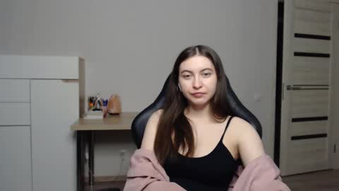 Alice online show from 5, 3, 2025