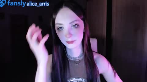 Alice Aris online show from 20, 11, 2025