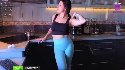 A R Y A  T I A online show from 29, 10, 2025