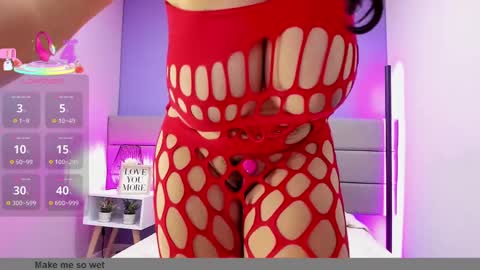 alice_brookss_ online show from 4, 10, 2025