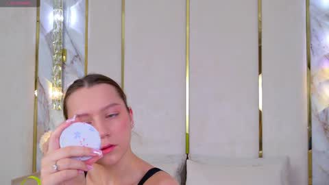 Alice in Wonderland  online show from 20, 2, 2025