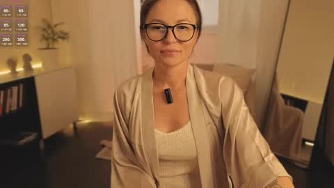 Snapshot of alice_eva chatting on 15, 9, 2025 alice_eva online show from 15, 9, 2025