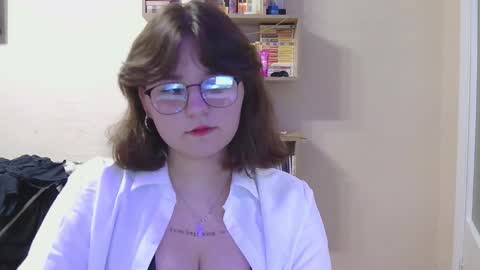 Snapshot of alice_glamour chatting on 26, 3, 2026 alice_glamour online show from 26, 3, 2026