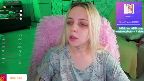 alice_halle online show from 3, 12, 2024