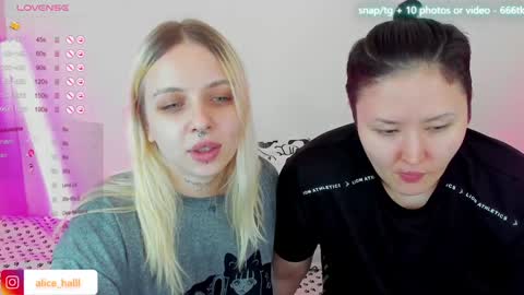 alice_halle online show from 1, 2, 2025